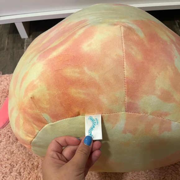 Balia the Butterfly Squishmallow TAGS DETACHED. - Picture 3 of 4